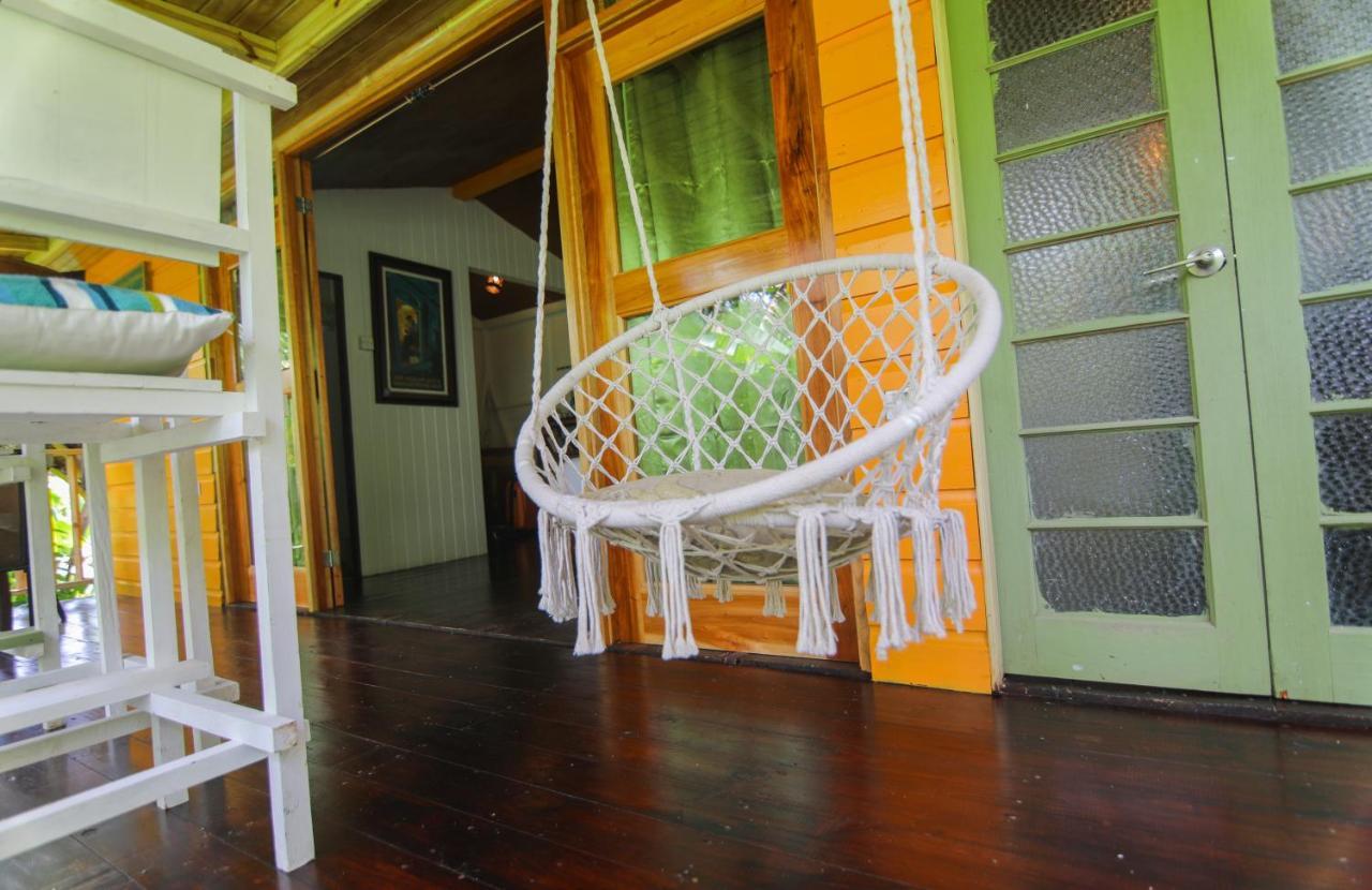 Zimbali Culinary Retreats Villa Negril Bagian luar foto