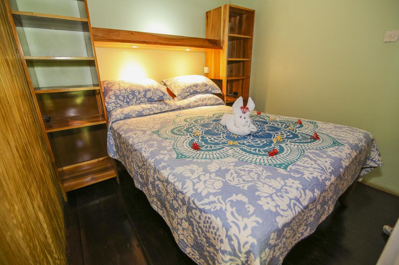 Zimbali Culinary Retreats Villa Negril Bagian luar foto