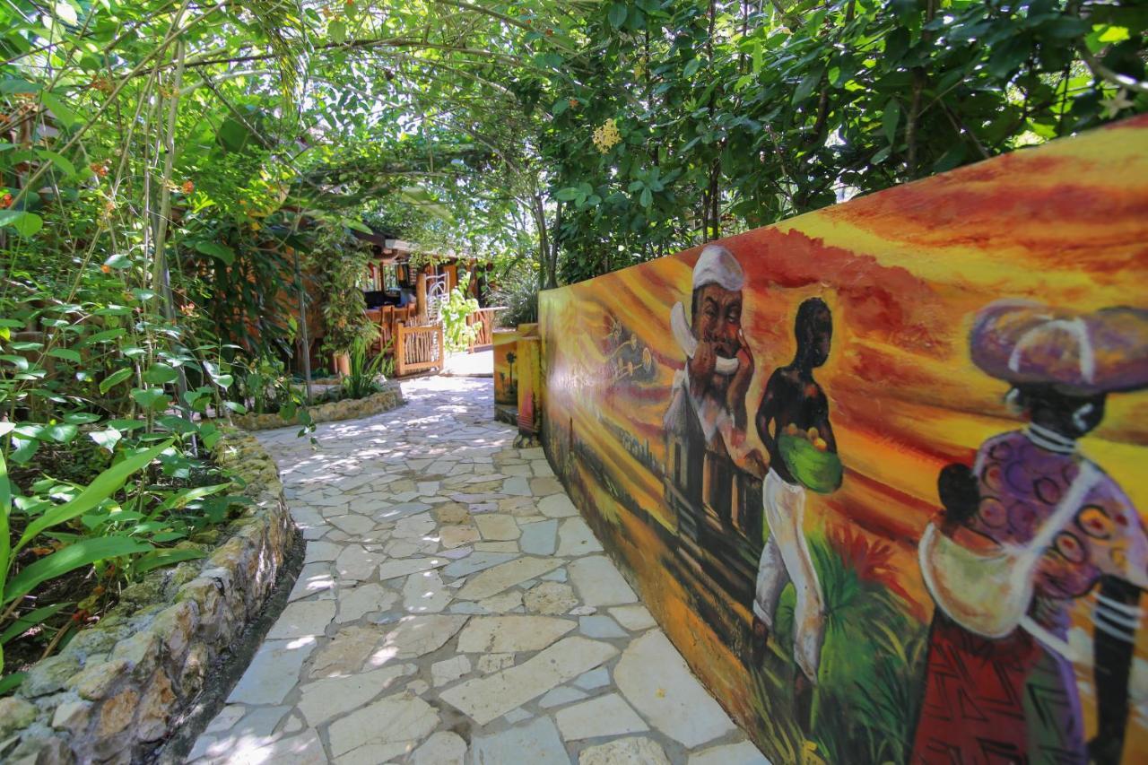 Zimbali Culinary Retreats Villa Negril Bagian luar foto