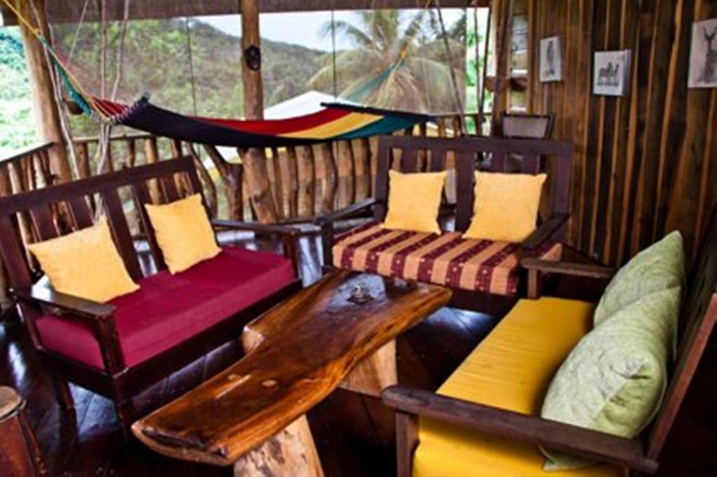Zimbali Culinary Retreats Villa Negril Bagian luar foto